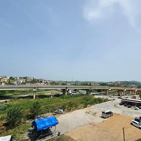 Bral Plepa - Two-bedroom Beachfront Appartement