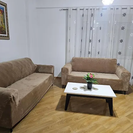 Bral Plepa - Two-bedroom Beachfront Appartement