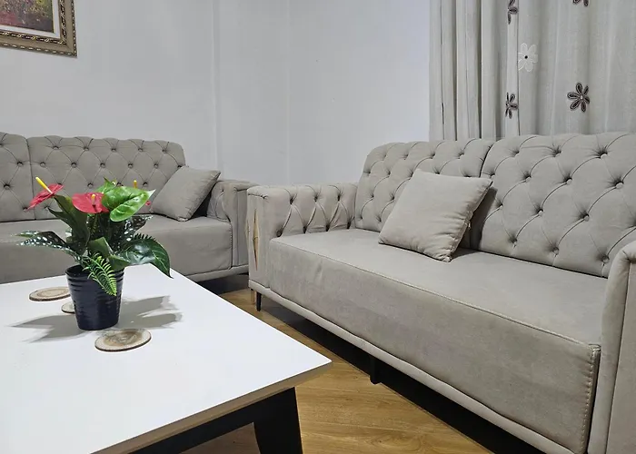 Bral Plepa - Two-bedroom Beachfront Διαμέρισμα