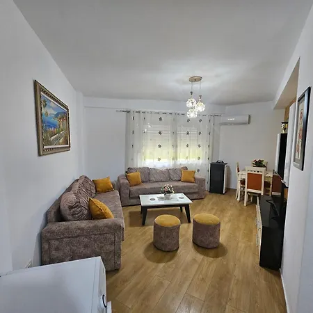 Bral Plepa - Two-bedroom Beachfront *
