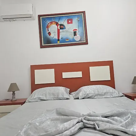 Apartment Bral Plepa - Two-bedroom Beachfront