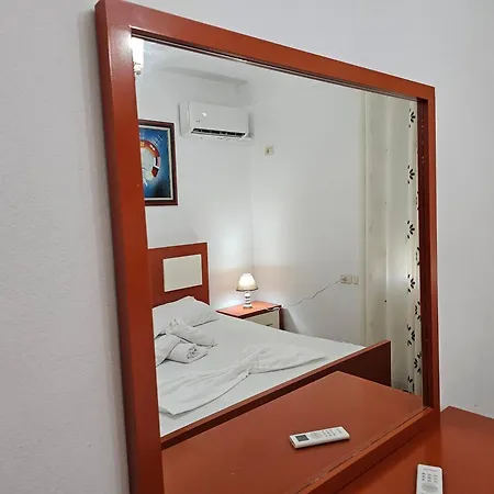Bral Plepa - Two-bedroom Beachfront