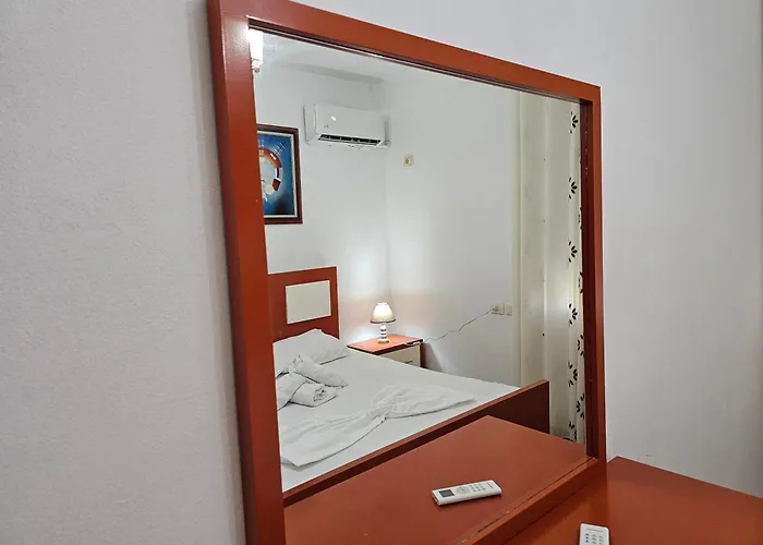 Bral Plepa - Two-bedroom Beachfront